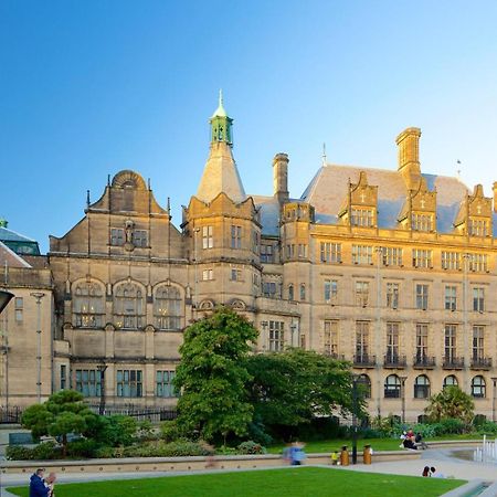 Sheffield City Centre , Free Wifi & Parking - Private Room - Shared House ภายนอก รูปภาพ